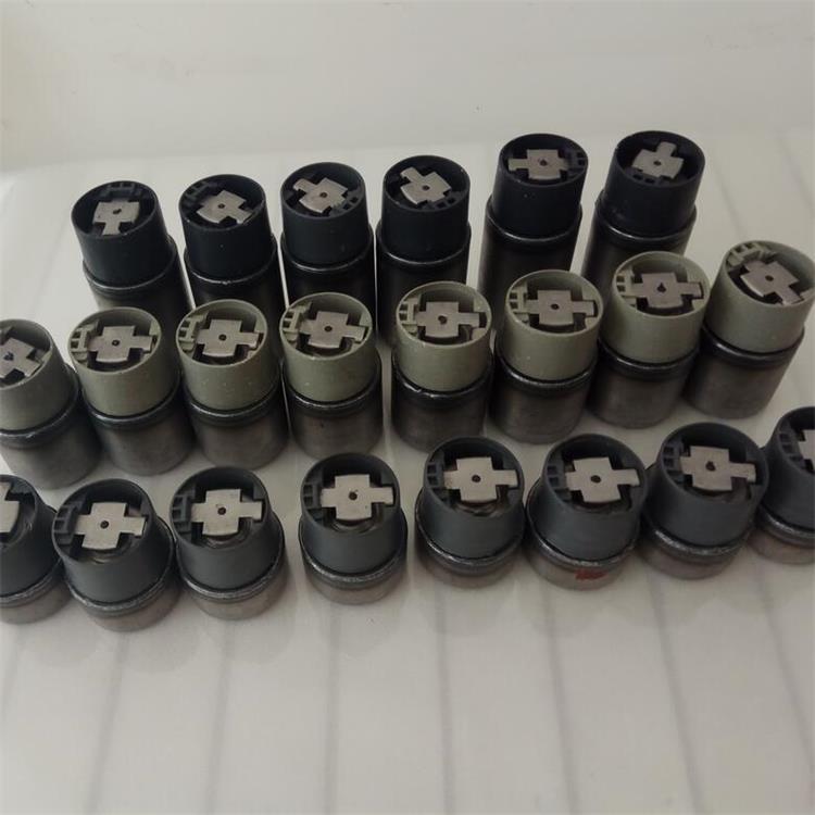  級（jí）進模加工衝壓件時卡料是什麽（me）原因造（zào）成的 