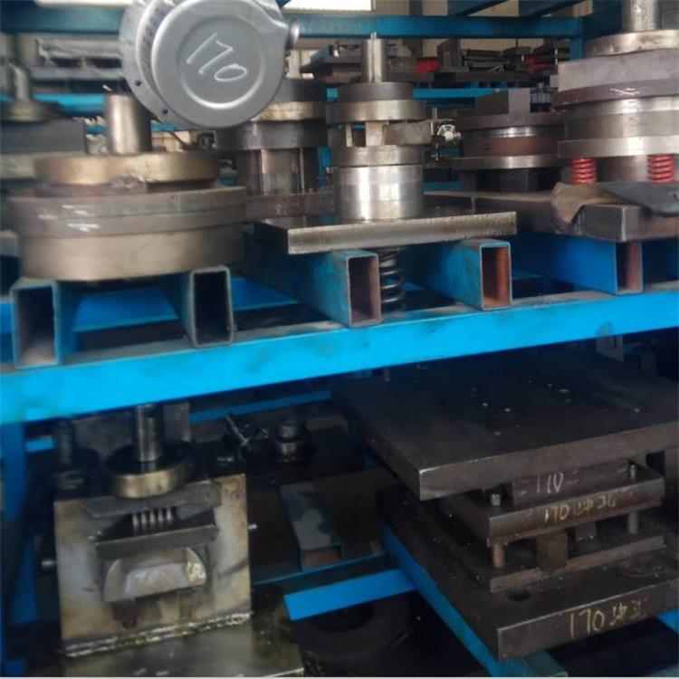  衝壓（yā）件廠模具製造條件及水平對衝（chōng）壓方案（àn）的製約 